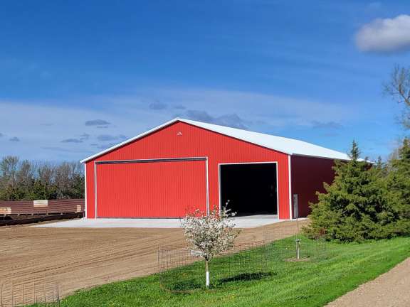Post frame farm building near New Holland SD
