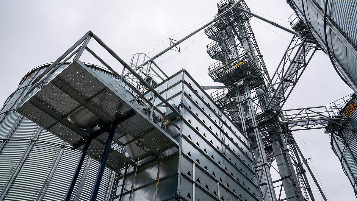 AGI mixed flow dryer and grain system near Dewitt NE