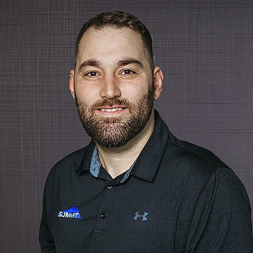 Headshot of Chris Mckinney, Summit Contracting Recruiting