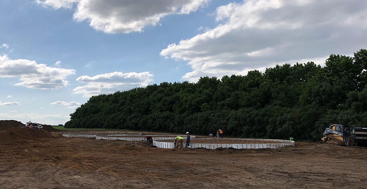 48' Grain bin near Wakonda, SD
