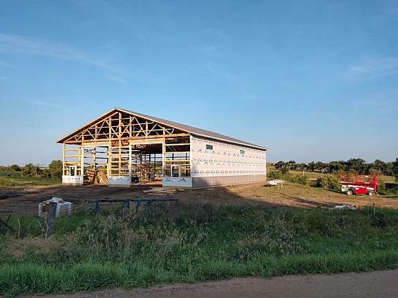 60x80x16 with 24x30x16 attached Shouse near Platte, SD