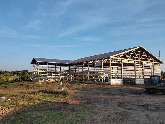 60x80x16 with 24x30x16 near Platte, SD