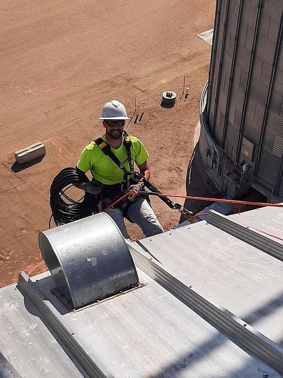 Crew 20220927 112445